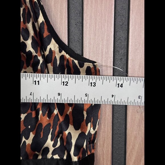 Betsey Johnson Dress 0 / XS Shift Leopard Print Art Square Scarf 100% Silk - Picture 8 of 11